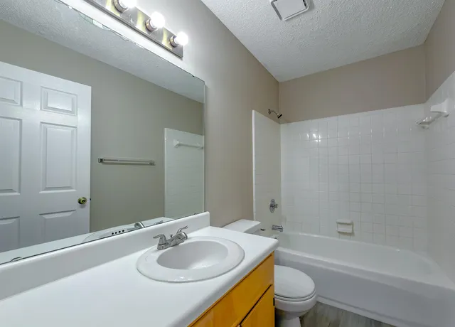 $1,400 | 2415 Talco Hills Drive, Tallahassee, FL 32303