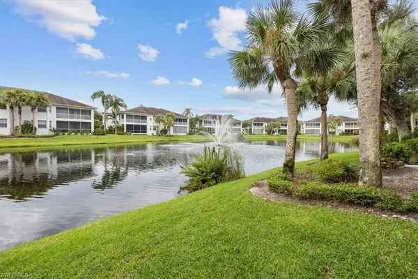 $449,000 | 5060 Yacht Harbor Circle, Unit 102, Naples, FL 34112