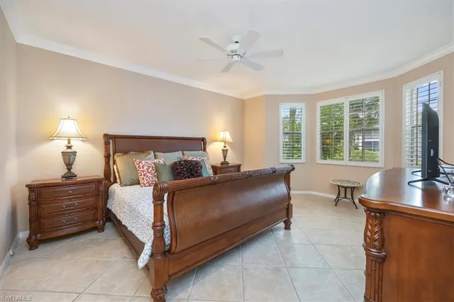 $489,000 | 5060 Yacht Harbor Circle, Unit 102, Naples, FL 34112