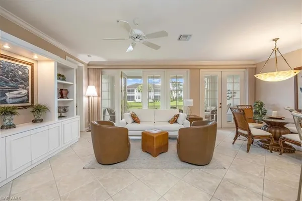 $449,000 | 5060 Yacht Harbor Circle, Unit 102, Naples, FL 34112