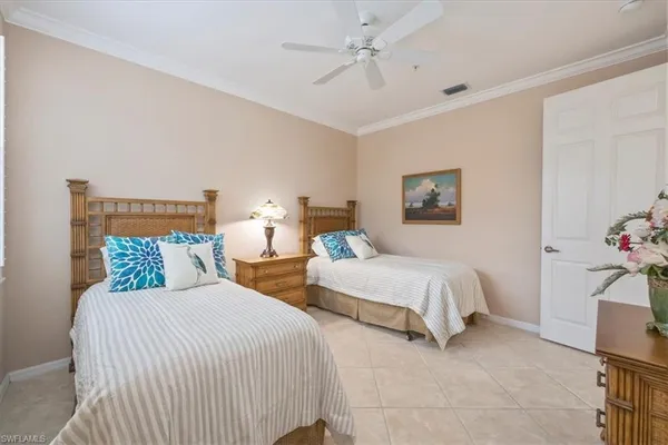 $449,000 | 5060 Yacht Harbor Circle, Unit 102, Naples, FL 34112