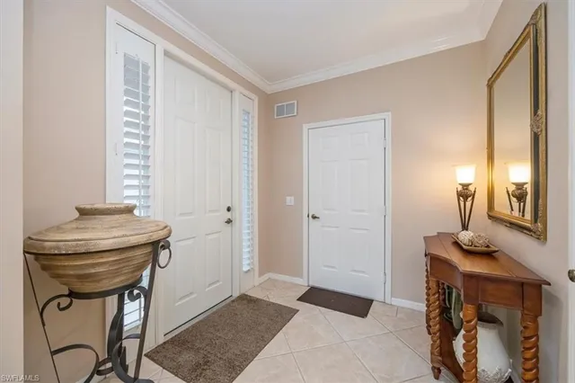 $489,000 | 5060 Yacht Harbor Circle, Unit 102, Naples, FL 34112