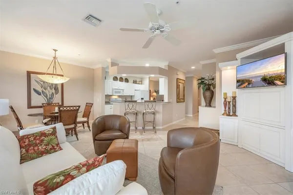 $449,000 | 5060 Yacht Harbor Circle, Unit 102, Naples, FL 34112