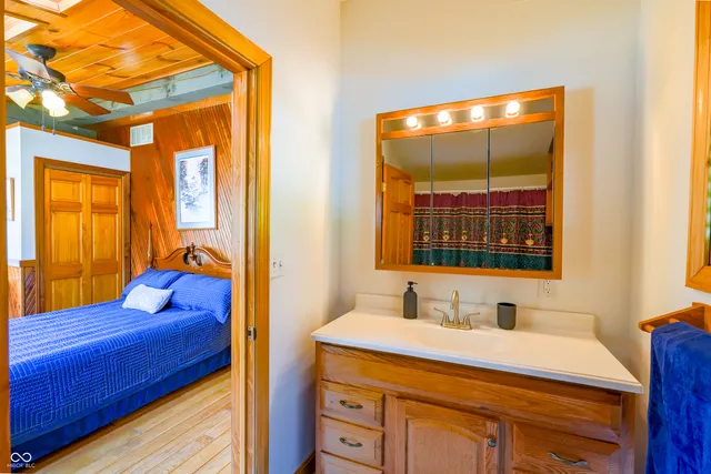 $1,200,000 | 300 Airway Lane, Nashville, IN 47448