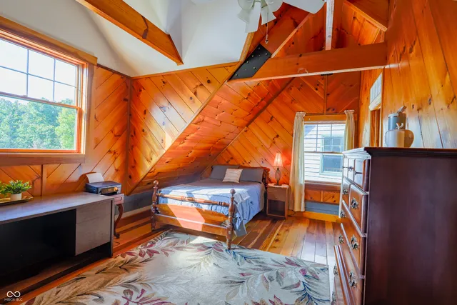 $1,200,000 | 300 Airway Lane, Nashville, IN 47448