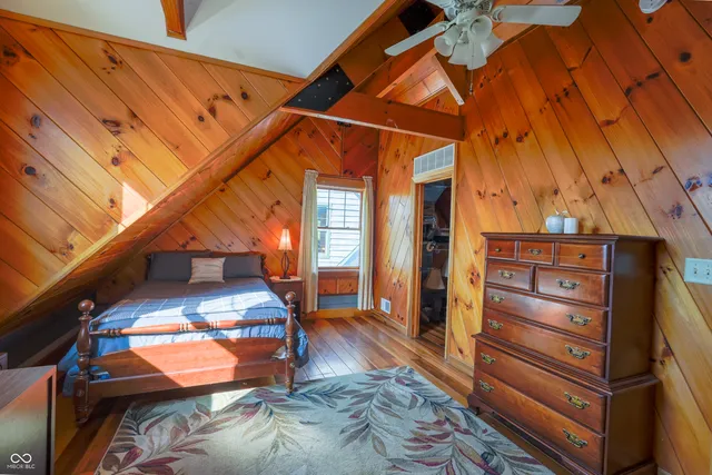 $1,200,000 | 300 Airway Lane, Nashville, IN 47448