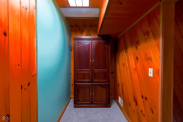 $1,200,000 | 300 Airway Lane, Nashville, IN 47448