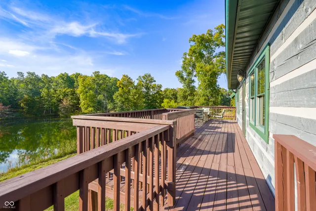 $1,200,000 | 300 Airway Lane, Nashville, IN 47448