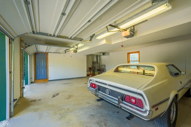 $1,200,000 | 300 Airway Lane, Nashville, IN 47448