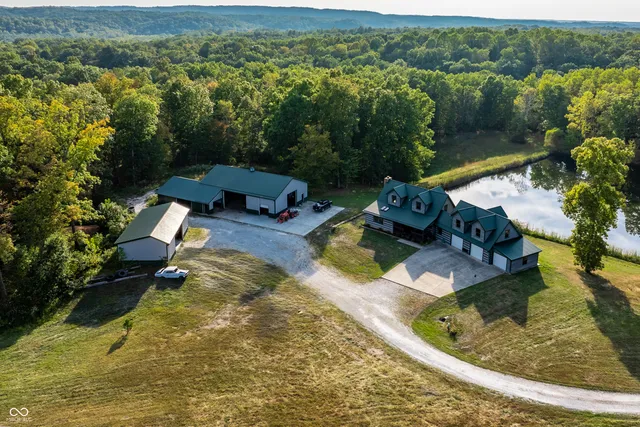 $1,200,000 | 300 Airway Lane, Nashville, IN 47448