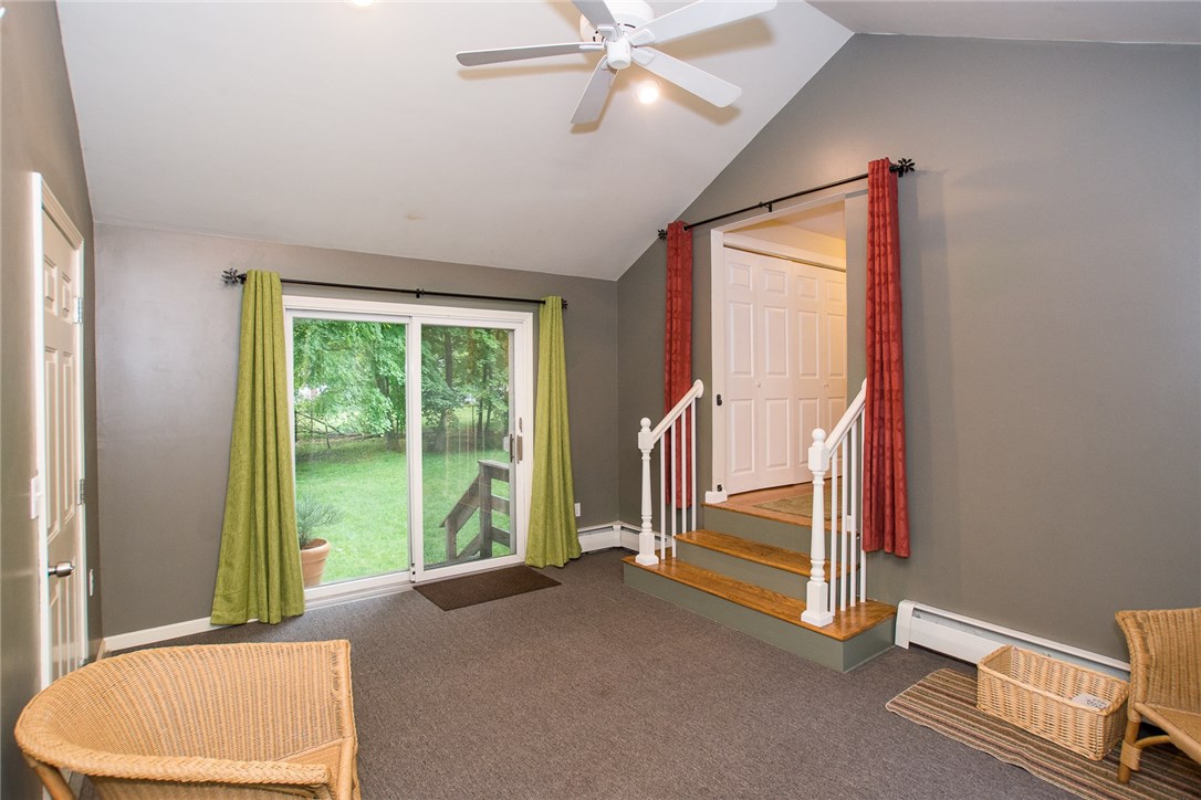 470 Sowams Road Barrington, RI 02806 - Photo 3 of 38 Family room with great space