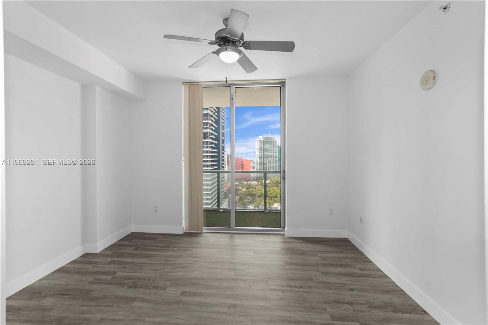 79 Southwest 12th Street, Unit 3002S Miami, FL 33130 - Photo 18 of 22