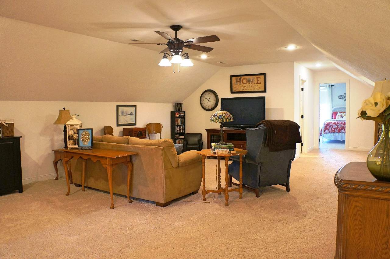 139 Red Barn Road Boonville, IN 47601 - Photo 22 of 36 Gallery Image 22