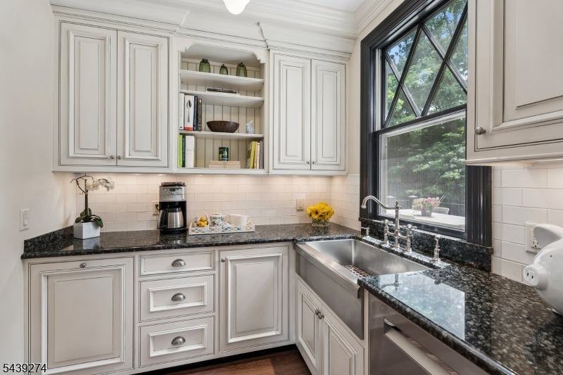 230 Springfield Avenue Summit, NJ 07901 - Photo 15 of 45