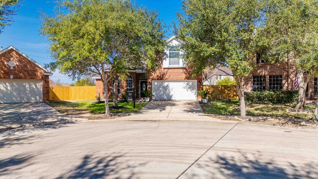 14217 Spring Knoll Lane Rosharon, TX 77583 - Photo 2 of 41
