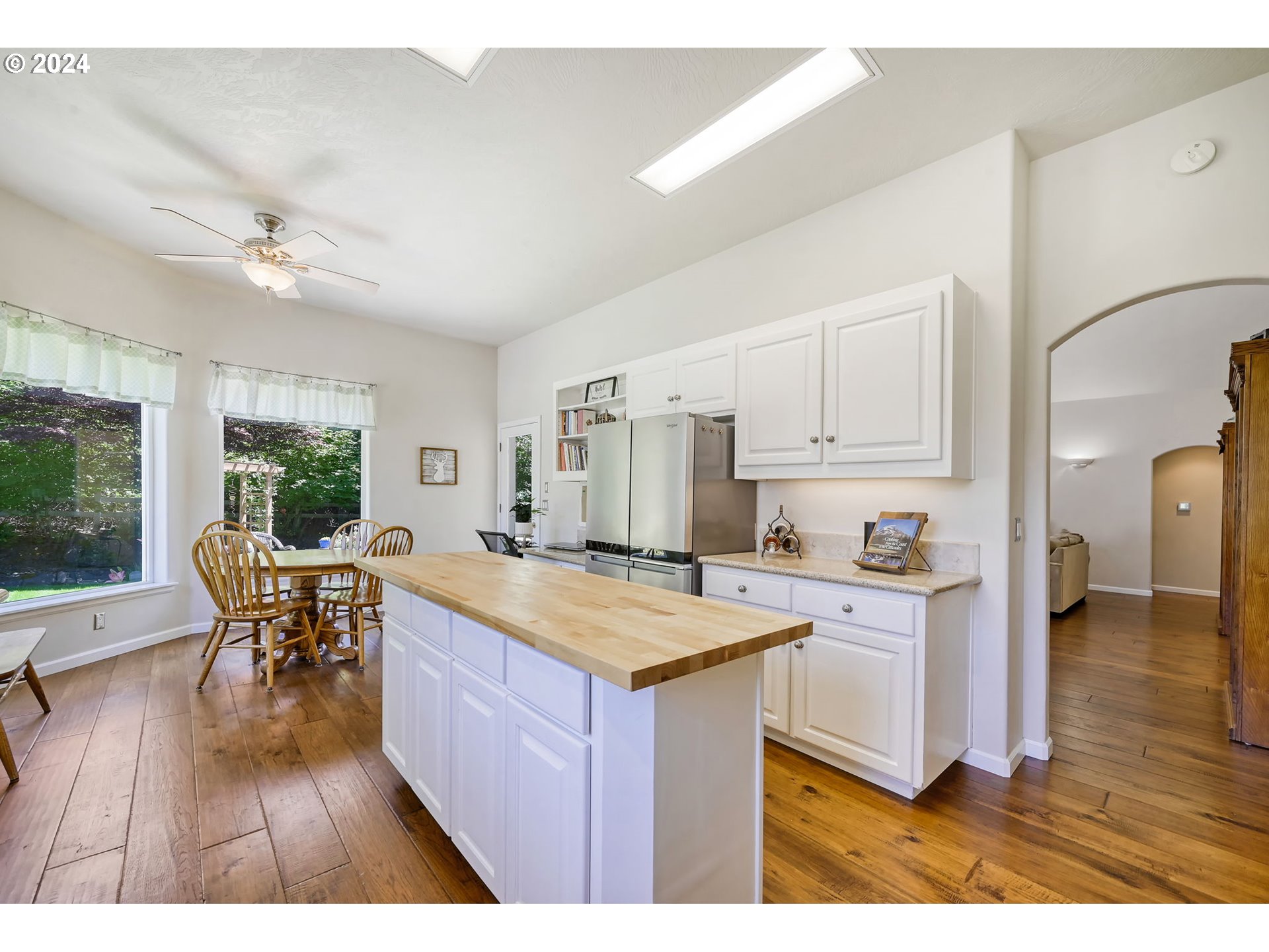 41608 Madrone Street Springfield, OR 97478 - Photo 13 of 43 Gallery Image 13