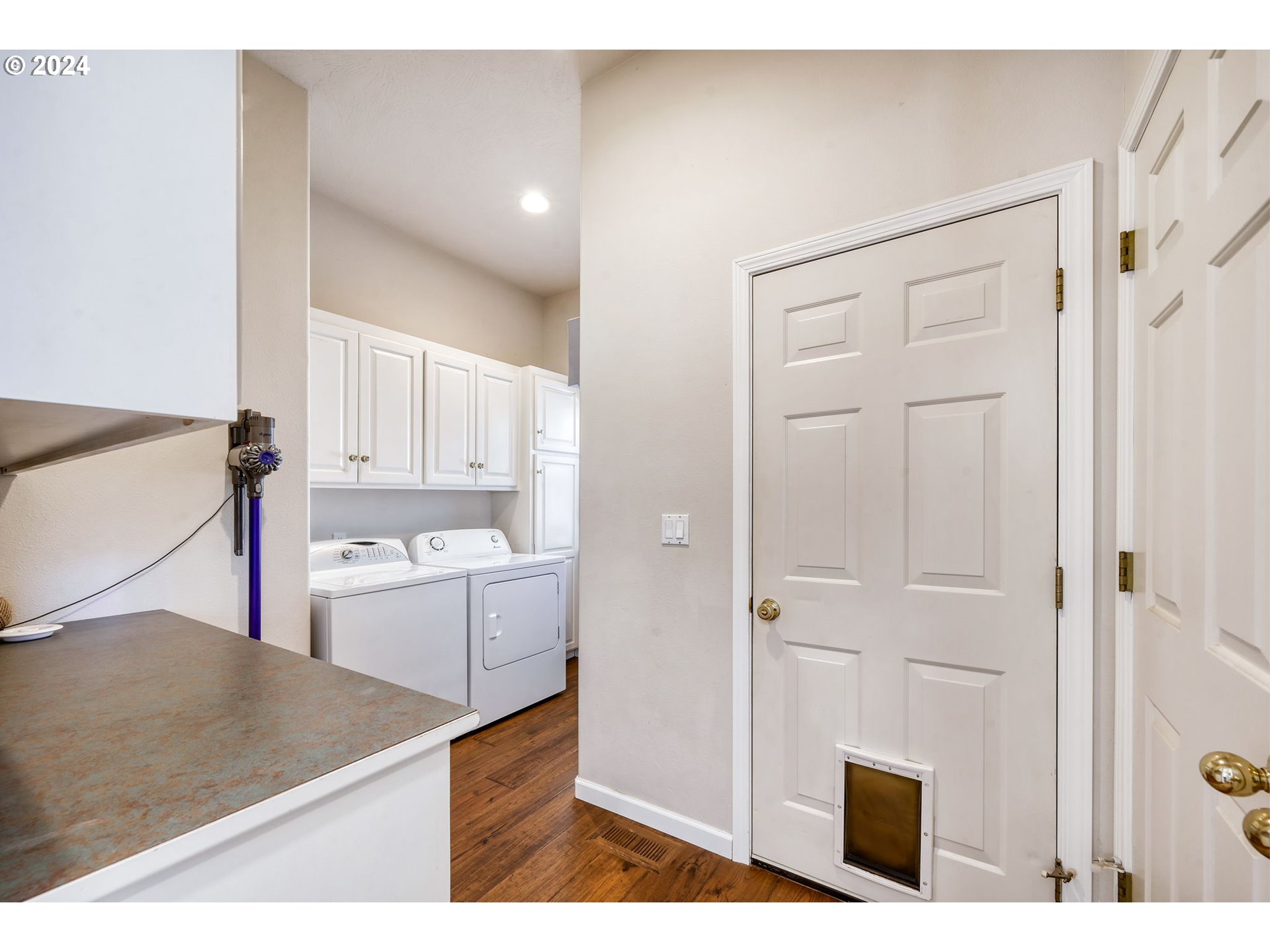 41608 Madrone Street Springfield, OR 97478 - Photo 19 of 43 Gallery Image 19