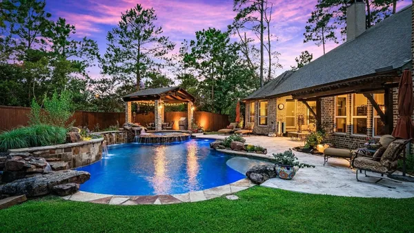 $1,375,000 | 95 South Shimmering Aspen Circle, Spring, TX 77389