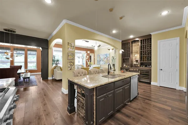 $1,375,000 | 95 South Shimmering Aspen Circle, Spring, TX 77389