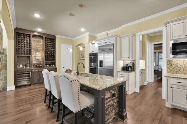 $1,375,000 | 95 South Shimmering Aspen Circle, Spring, TX 77389