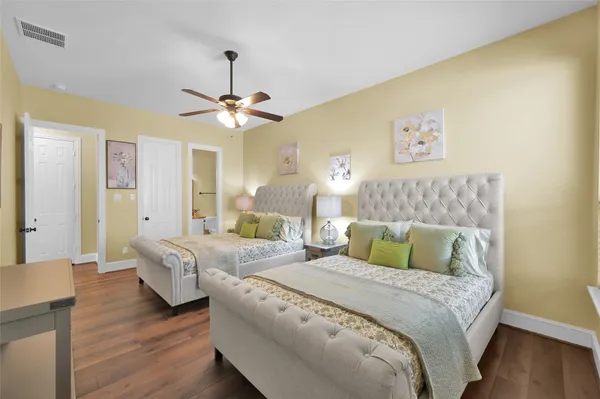 $1,375,000 | 95 South Shimmering Aspen Circle, Spring, TX 77389