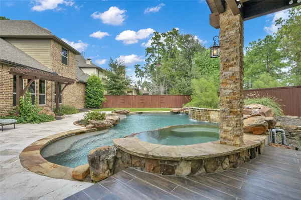 $1,375,000 | 95 South Shimmering Aspen Circle, Spring, TX 77389