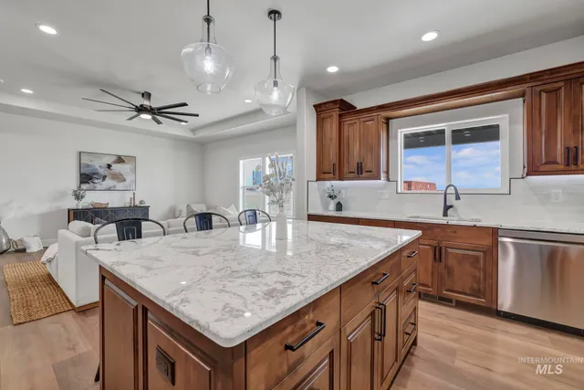 $689,000 | 3675 East 3711th Street North, Kimberly, ID 83341