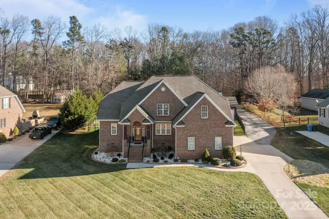 $895,000 | 187 Winding Creek Drive, Troutman, NC 28166