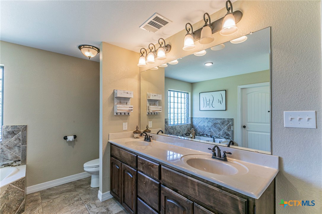 253 Ranger Boulevard Salado, TX 76571 - Photo 18 of 47