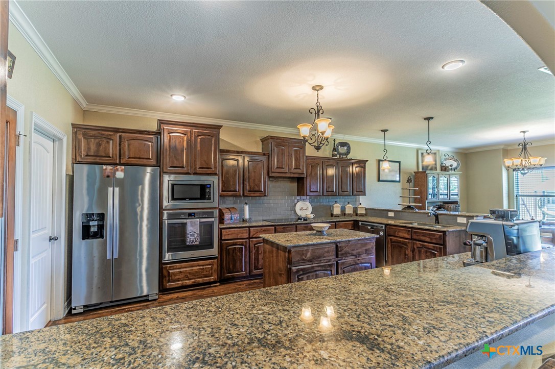 253 Ranger Boulevard Salado, TX 76571 - Photo 9 of 47