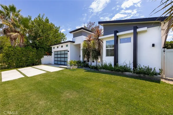 $12,950 | 12606 Emelita Street, Valley Village, CA 91607