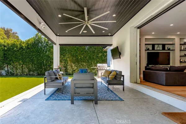 $12,950 | 12606 Emelita Street, Valley Village, CA 91607