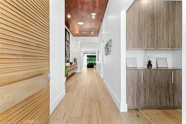 $12,950 | 12606 Emelita Street, Valley Village, CA 91607