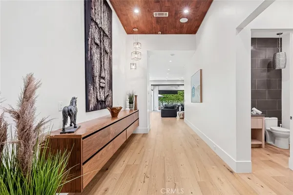 $12,950 | 12606 Emelita Street, Valley Village, CA 91607