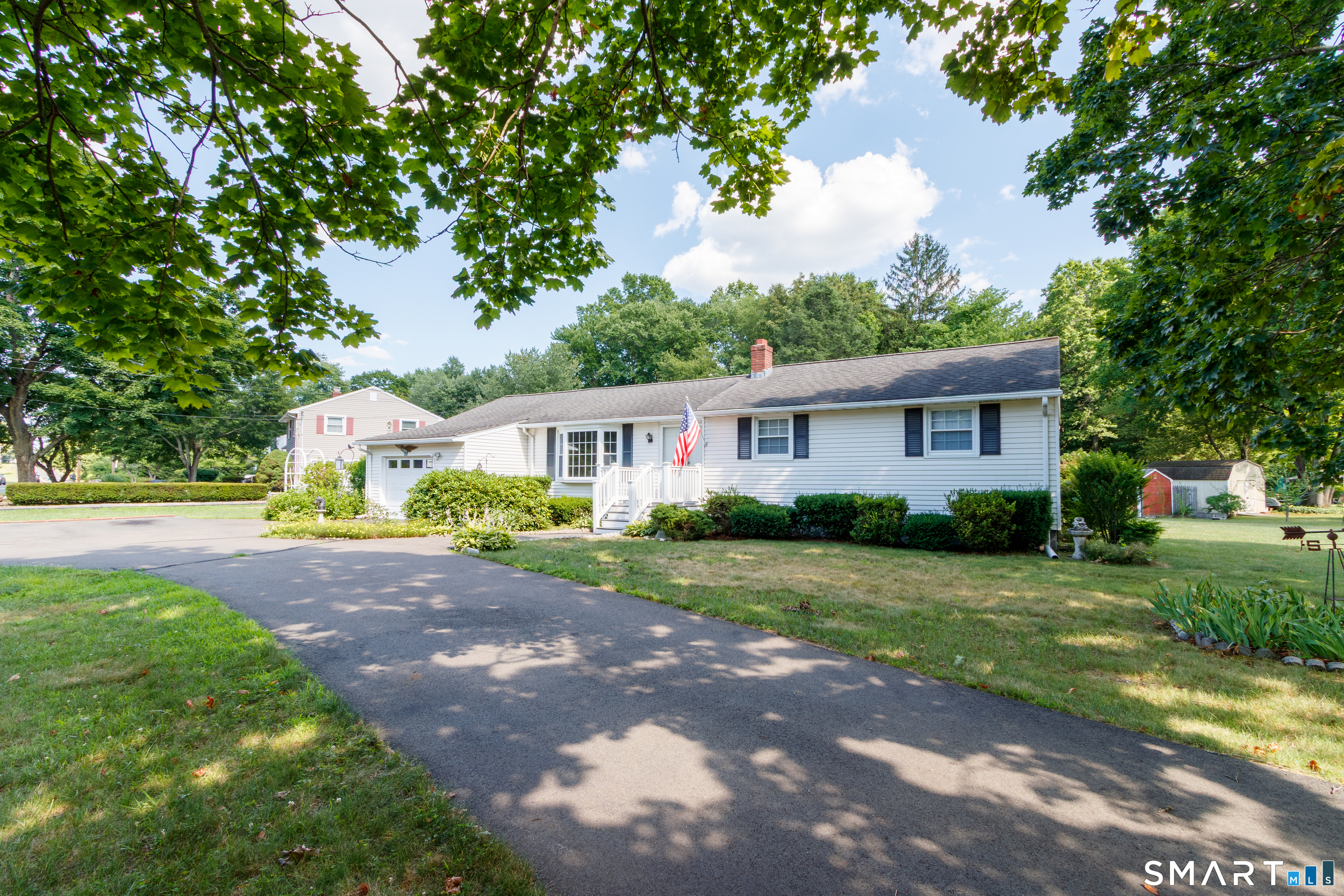 176 Clintonville Road North Haven, CT 06473 - Photo 33 of 38