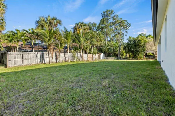 $3,600 | 2041 Southwest Driftwood Street, Port St. Lucie, FL 34953