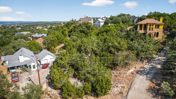 $84,900 | 22303 Briarcliff Drive, Spicewood, TX 78669