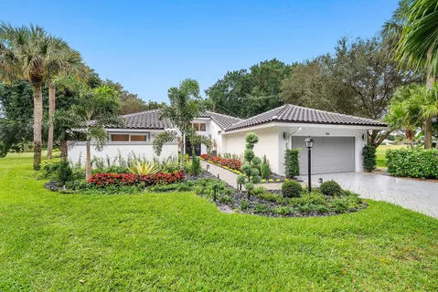$925,000 | 24 Oaks Lane, Boynton Beach, FL 33436