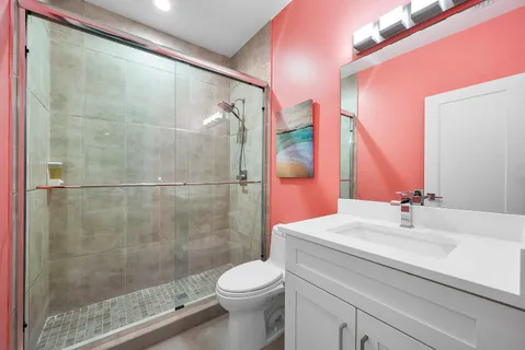 $925,000 | 24 Oaks Lane, Boynton Beach, FL 33436