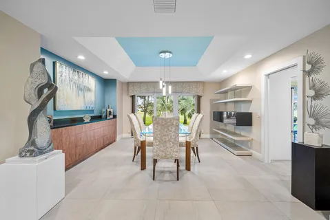 $925,000 | 24 Oaks Lane, Boynton Beach, FL 33436