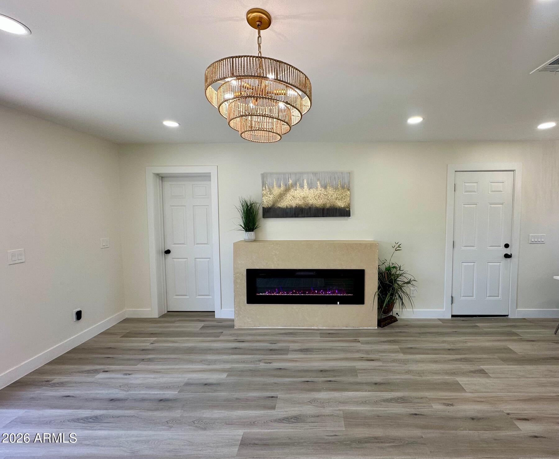 5236 South 19th Avenue Phoenix, AZ 85041 - Photo 11 of 45 LIVING ROOM