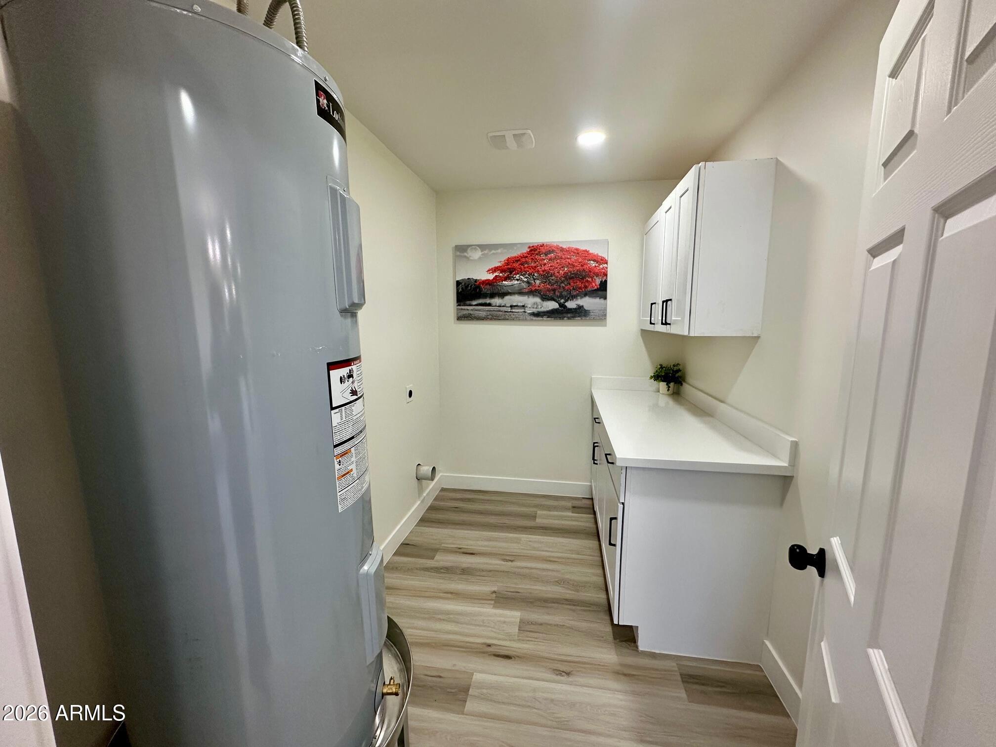 5236 South 19th Avenue Phoenix, AZ 85041 - Photo 14 of 45 LAUNDRYROOM