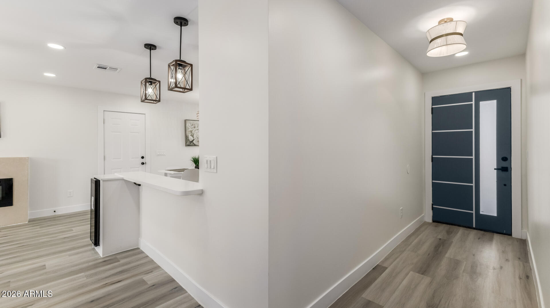 5236 South 19th Avenue Phoenix, AZ 85041 - Photo 15 of 45 HALL