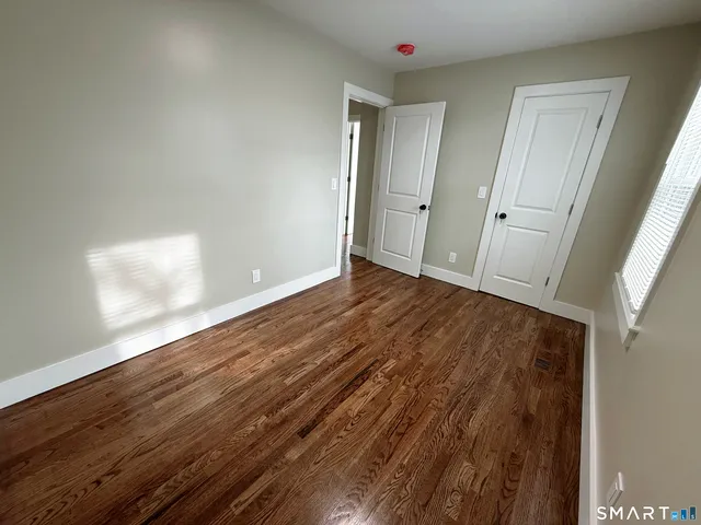 $3,000 | 260 Robin Street, Bridgeport, CT 06604