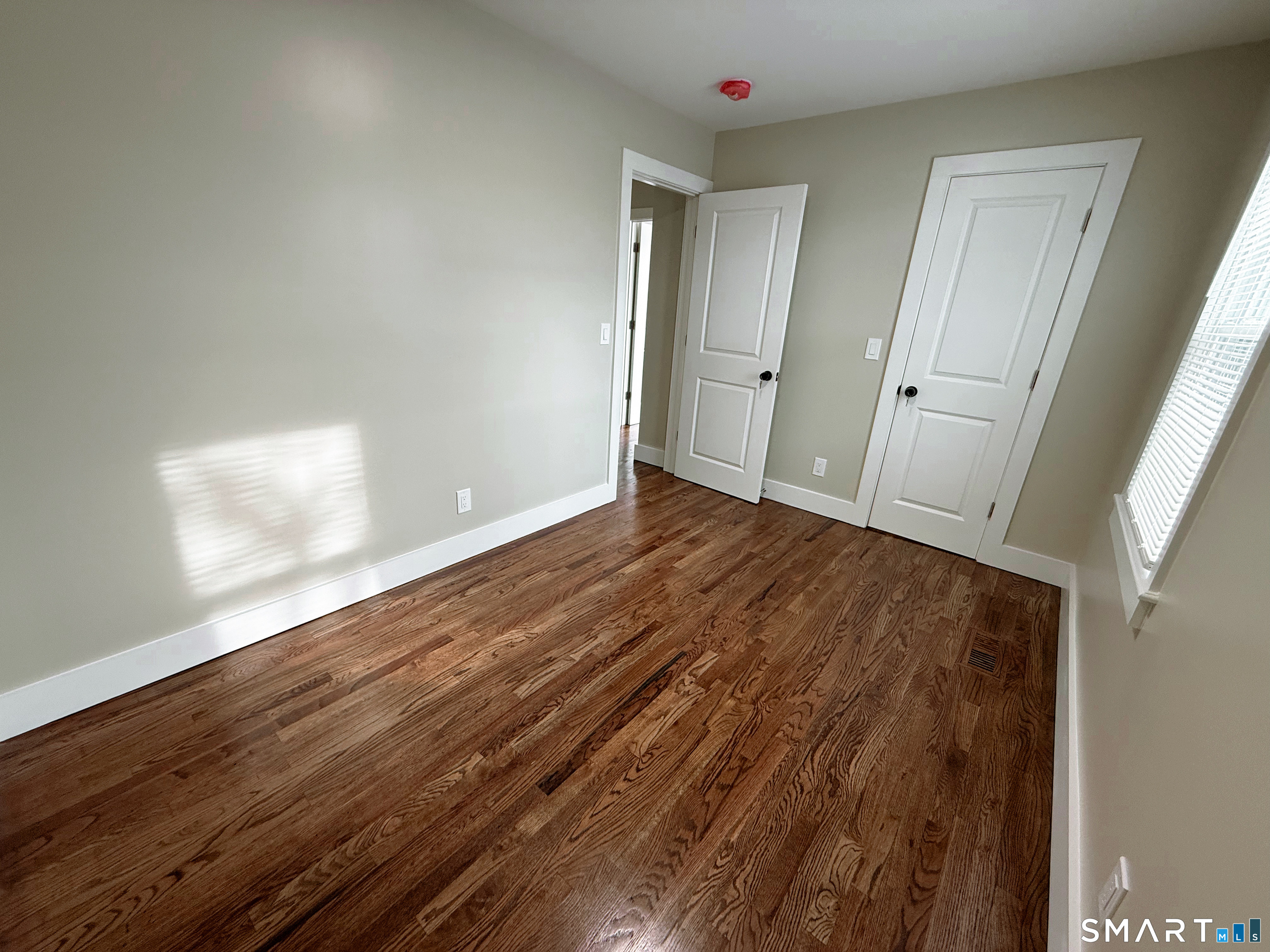 260 Robin Street Bridgeport, CT 06604 - Photo 12 of 15