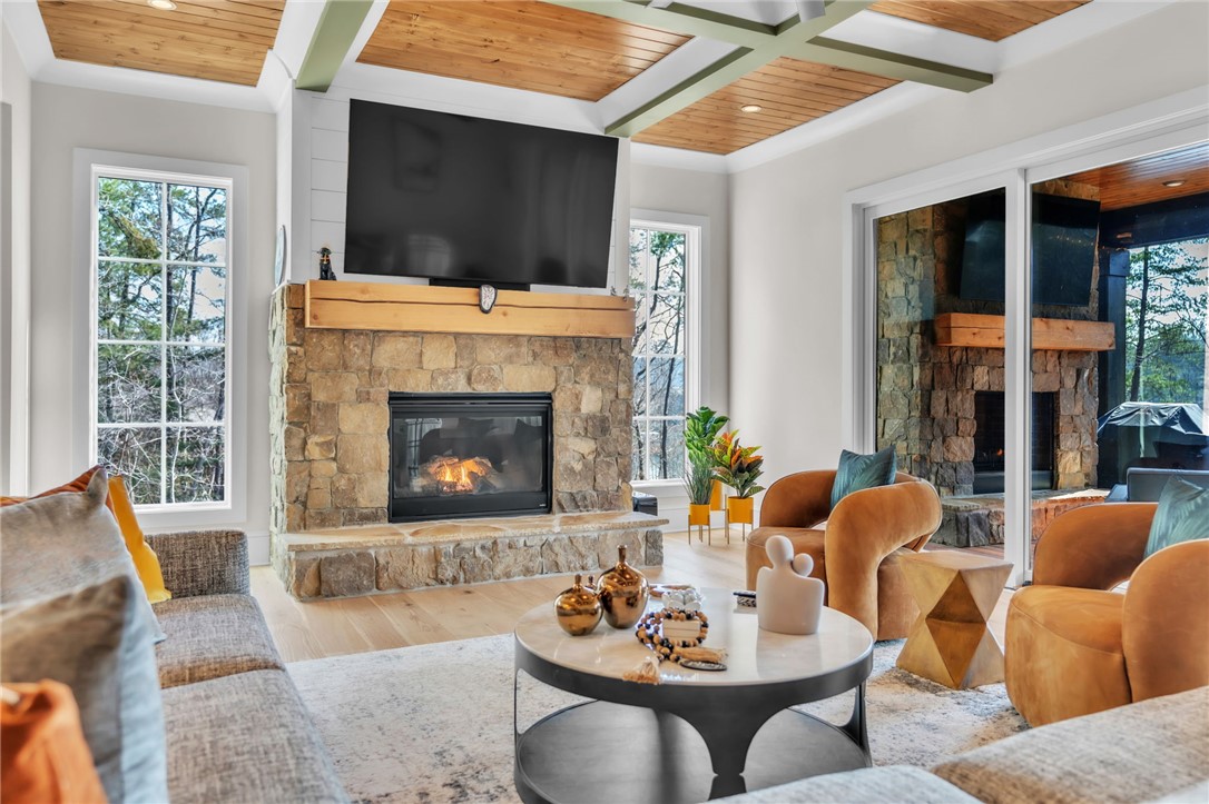 580 Old Chapman Bridge Road Salem, SC 29676 - Photo 3 of 50