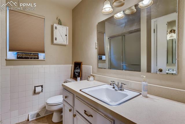 2711 Rigel Drive Colorado Springs, CO 80906 - Photo 19 of 33