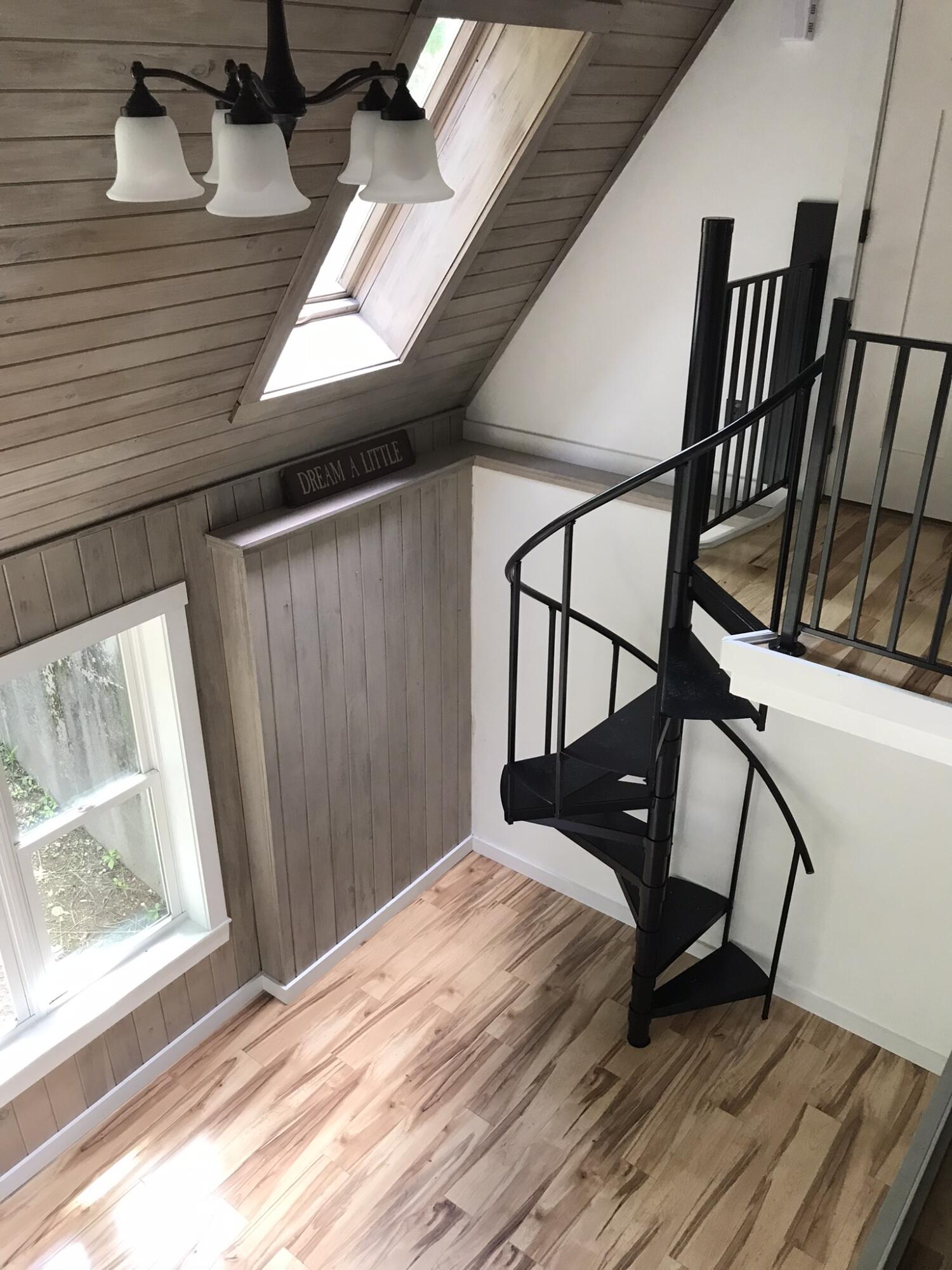 81 Sand Bar Road Windham, ME 04062 - Photo 20 of 53 81bonusstairs