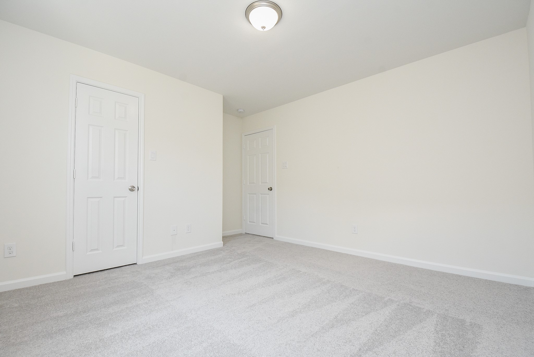 2811 Topiary Lane Houston, TX 77014 - Photo 25 of 32 a view of an empty room