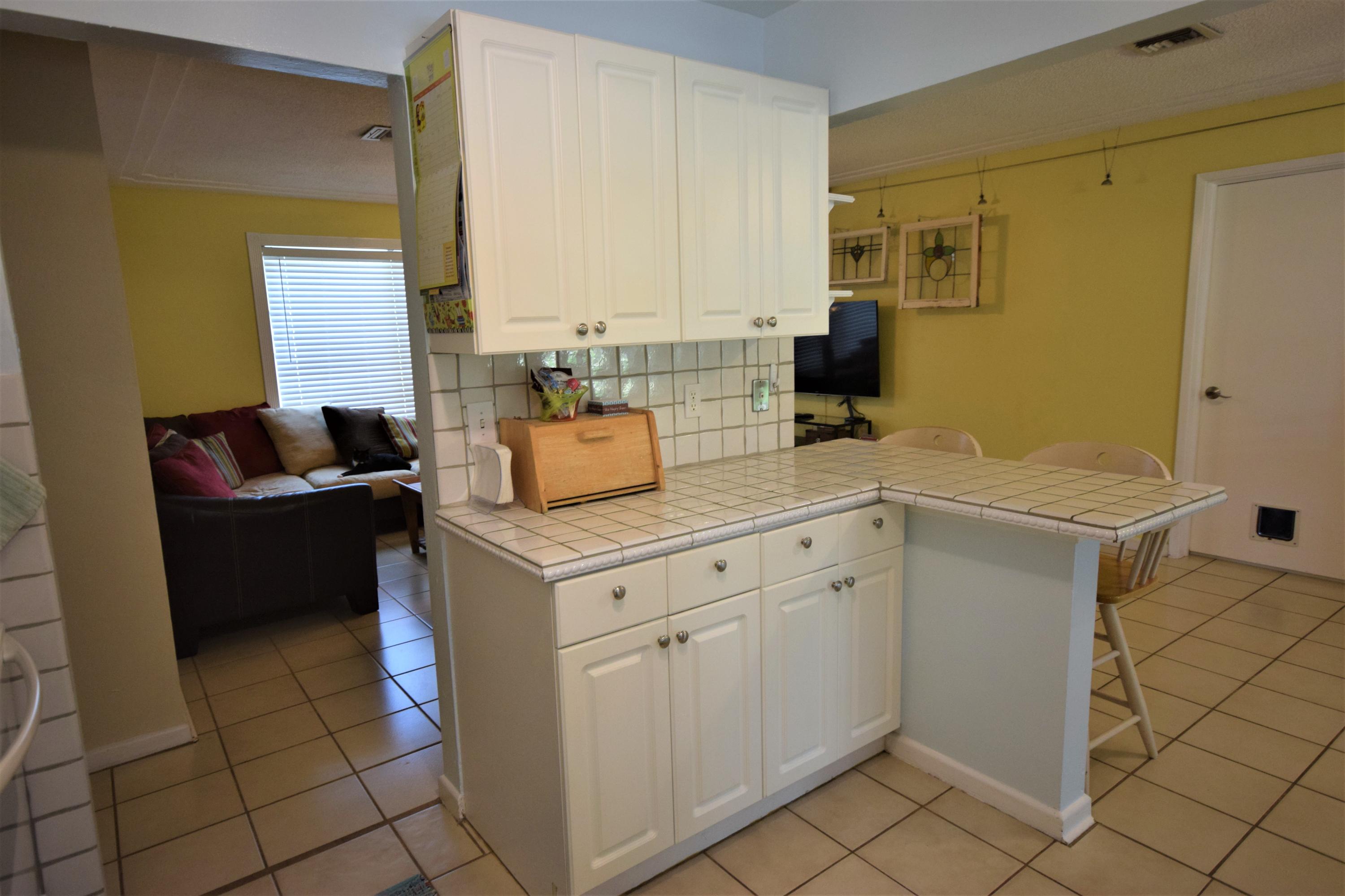 145 Northeast 21st Street Boca Raton, FL 33431 - Photo 10 of 20 DSC_9230